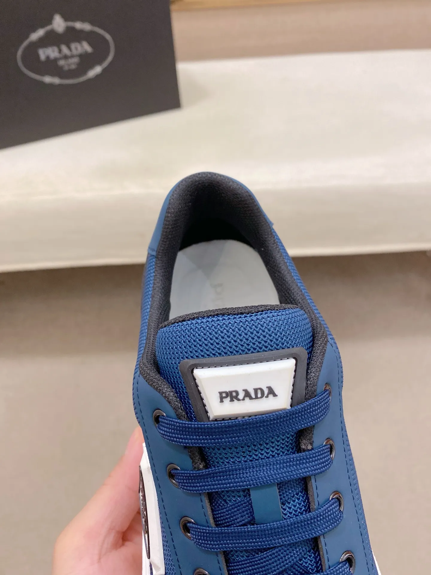 Men's men's shoes💰: 440💰[Prada～Prada] Trendy new styles are on the market. Same style as the official website. Counter quality. Original version. [Strong] [Strong] Imported selected first-layer cowhide. Comfortable and breathable sheepskin lining, fine workmanship, upper layer made of 100% pure cowhide, original last shape, comfortable on the feet, shoe sizes 38 to 44
